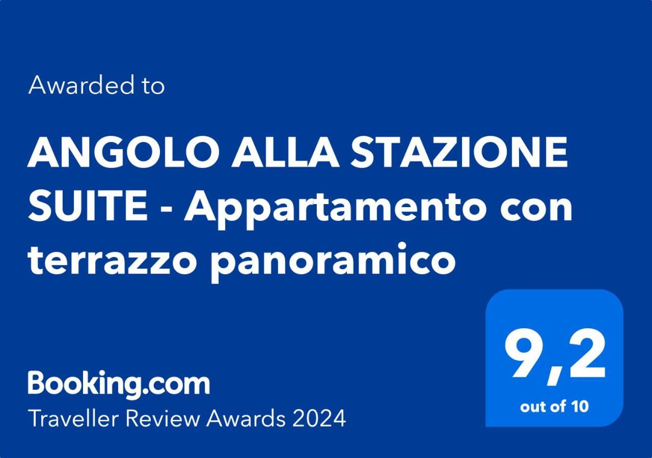 Suite Angolo Alla Stazione - Appartamento Con Terrazzo Panoramico パヴィーア エクステリア 写真