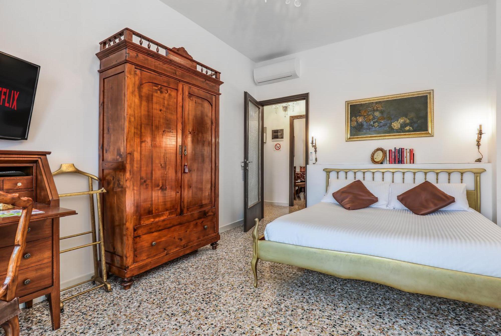 Suite Angolo Alla Stazione - Appartamento Con Terrazzo Panoramico パヴィーア エクステリア 写真