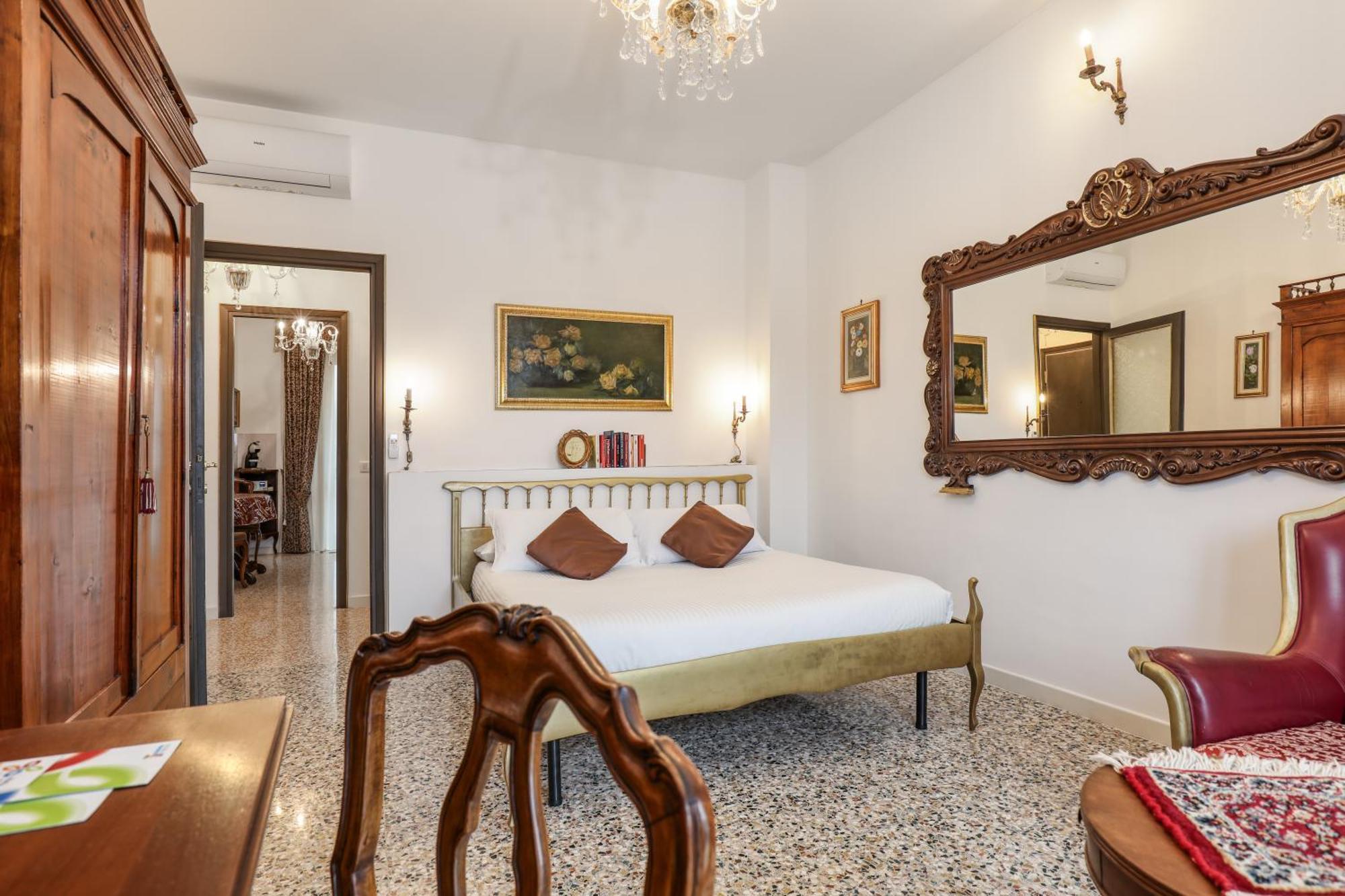 Suite Angolo Alla Stazione - Appartamento Con Terrazzo Panoramico パヴィーア エクステリア 写真